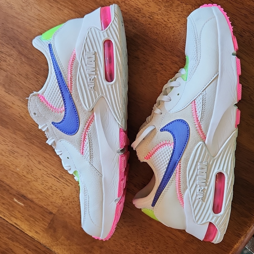Nike Air Max women's shoes size 9